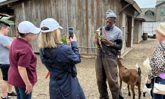 Community Service Day: Bonton Farms